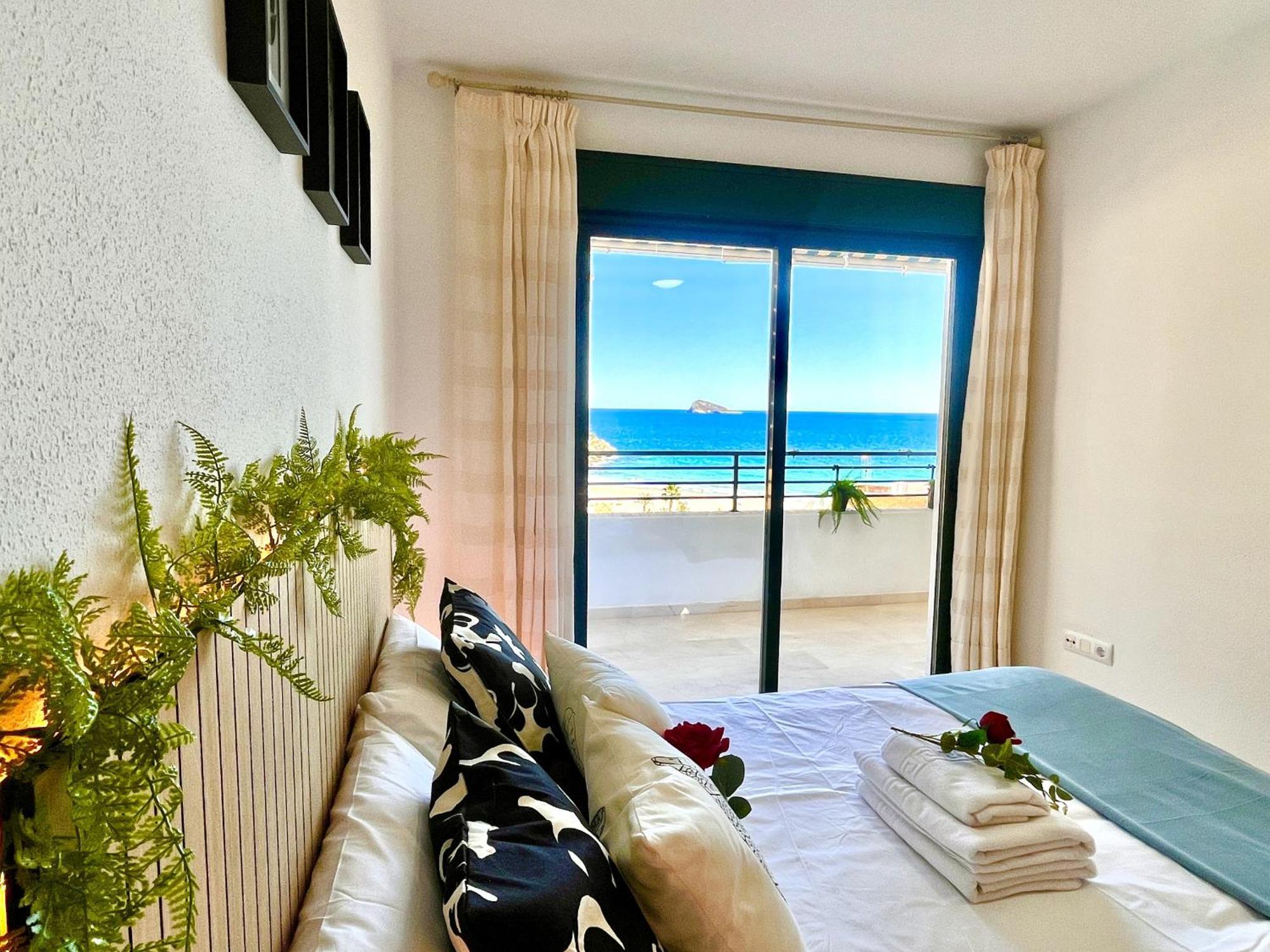 Paradise By Gloove *